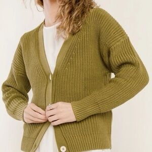 Tradlands Olive Green Cardigan - Small